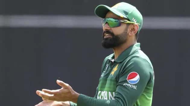 Mohammad Hafeez Pakistan all-rounder retires from international cricket